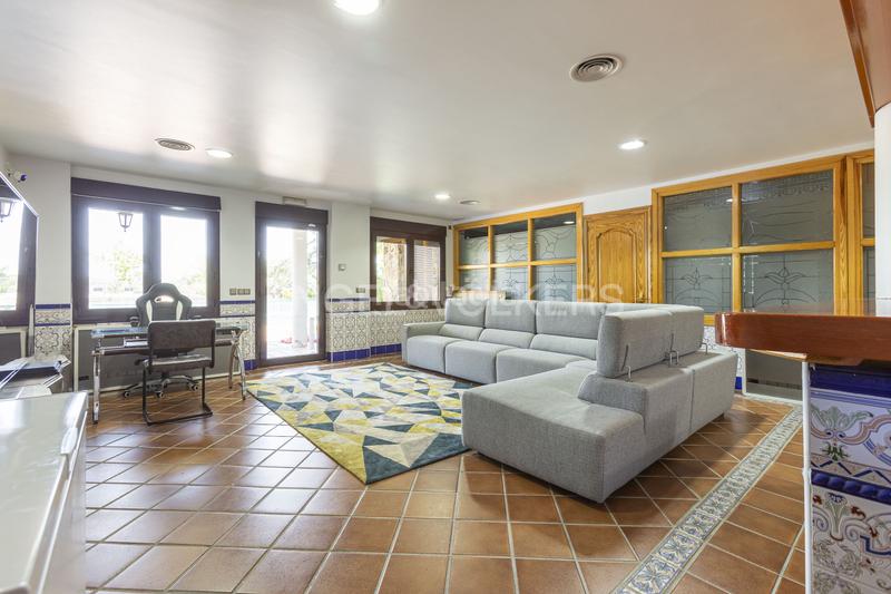 Foto 92582cca-7ca2-424d-8e33-5fe78be8e24c. Casa con riscaldamento parcheggio in Pueblo Pozuelo de Alarcón