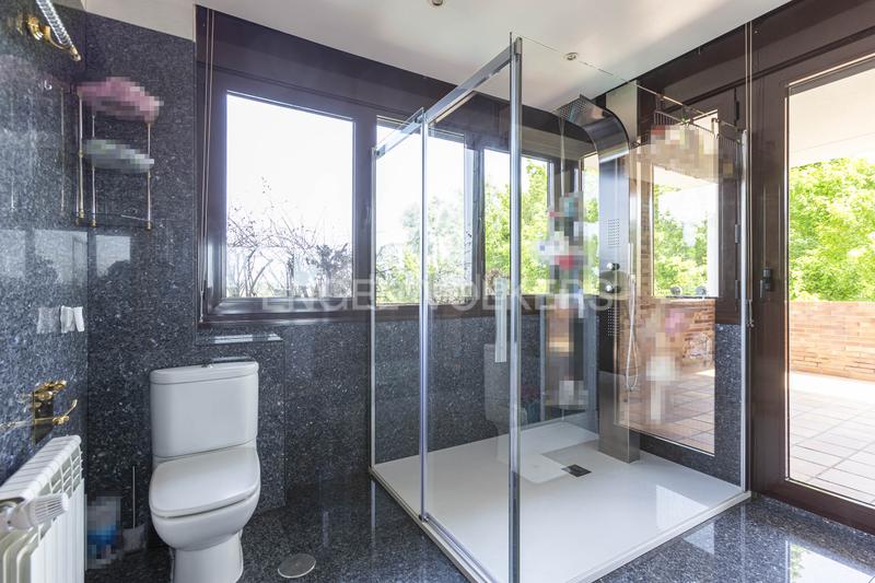 Foto a505f47c-7d41-43d1-8380-d0ee8a7e4a6e. Casa con riscaldamento parcheggio in Pueblo Pozuelo de Alarcón