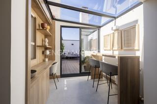 Apartament  Carrera de san jerónimo. Ático con terraza reformado de lujo frente al four seasons