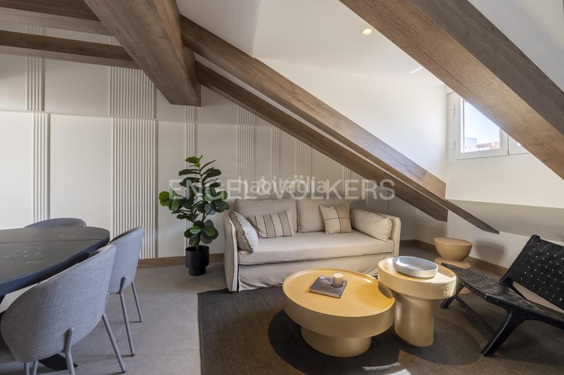 Foto e1e48884-b9a7-4a64-a4e1-07ad3f9799bb. Apartment with heating in Sol Madrid