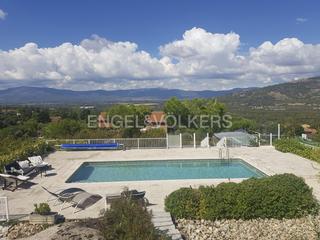 Haus in Fontenebro-Altavista. Exclusivo chalet en dominio de fontenebro