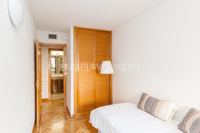 Foto e6e966b6-32aa-4083-a860-be8bd7d33dad. Lloguer apartament amb calefacció aparcament piscina a Madrid