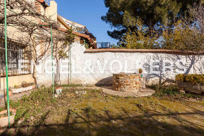 Foto 03292730-b7c1-4850-8920-639d1bc4cb3e. Semi detached house with heating parking in Fuente el Saz de Jarama