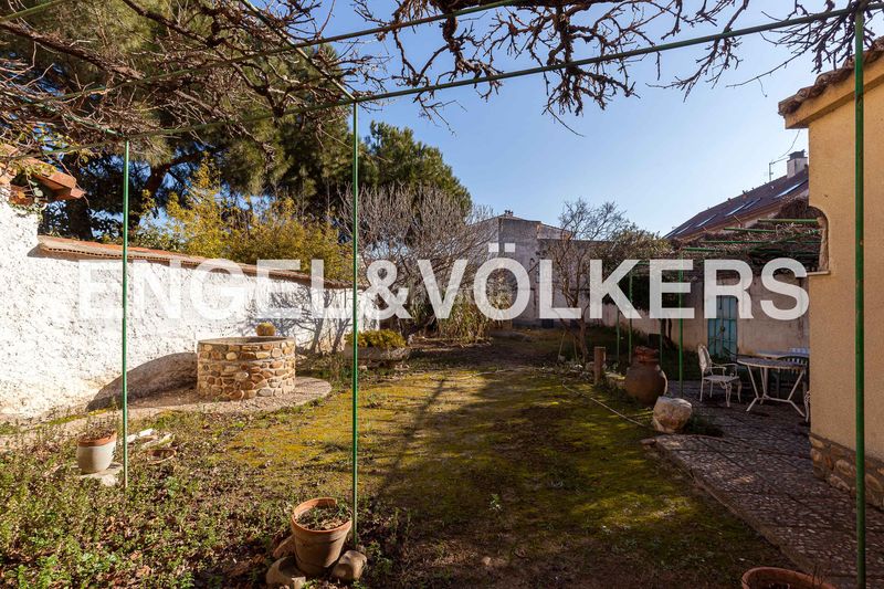 Foto 1d32663f-2137-4933-93f8-fd84d0002fb7. Semi detached house with heating parking in Fuente el Saz de Jarama