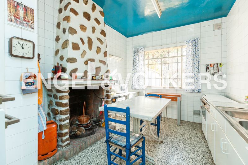 Foto e4b62746-566f-4127-988e-ac57d68ada0b. Semi detached house with heating parking in Fuente el Saz de Jarama