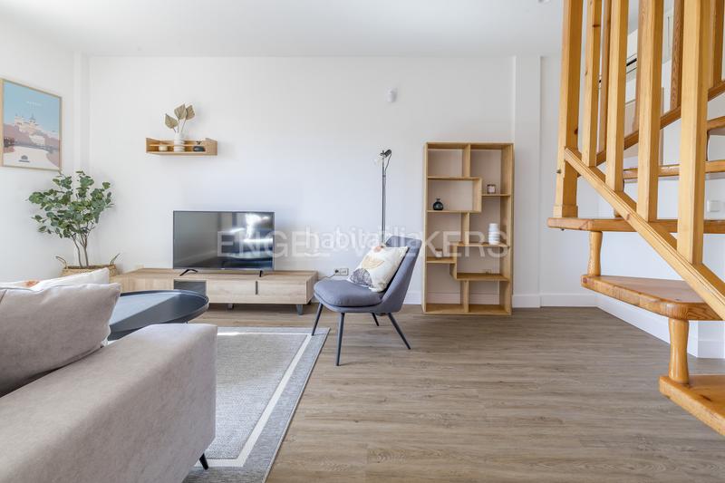 Foto dd9a5944-7df5-412e-be43-bac1afe452aa. Rent apartment with heating parking in Almenara-Ventilla Madrid