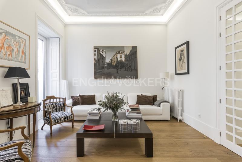 Foto 854cb01f-6aab-4184-a33b-65835129e854. Appartement avec chauffage dans Palacio Madrid