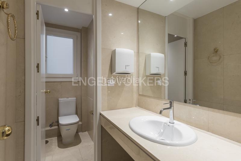 Foto 60c63456-6ebf-4579-a4e8-6ddfb9cff899. Location appartement avec chauffage dans Nueva España Madrid