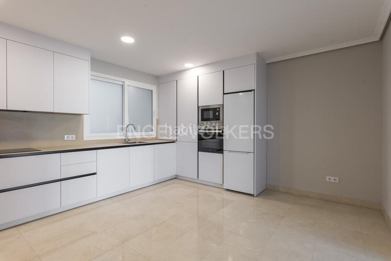 Foto acab66f1-41c5-45f6-b4d7-3b09686fbe9d. Location appartement avec chauffage dans Nueva España Madrid