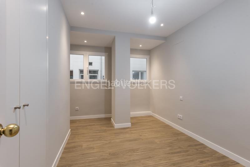 Foto 3a55e1ec-36e4-44cb-b31e-ac54baac5ae5. Miete appartement mit heizung in Nueva España Madrid