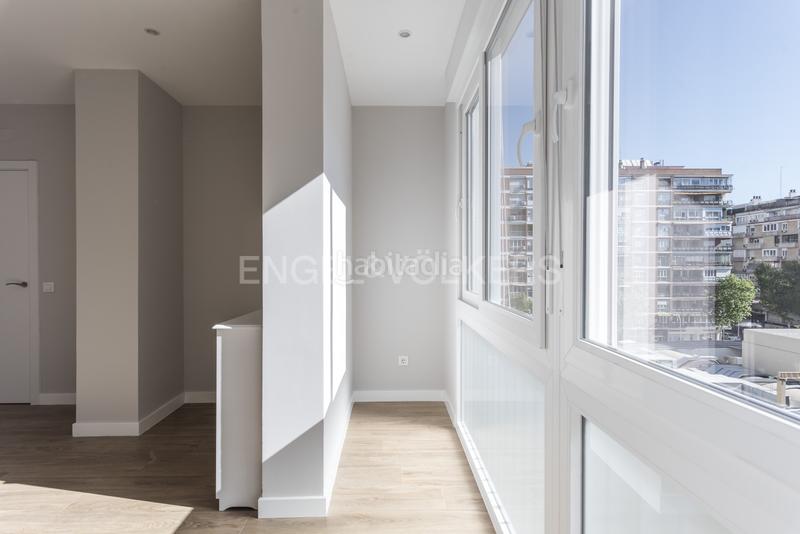 Foto 728e1509-de32-40d9-9d26-11ce48ba9c10. Miete appartement mit heizung in Nueva España Madrid