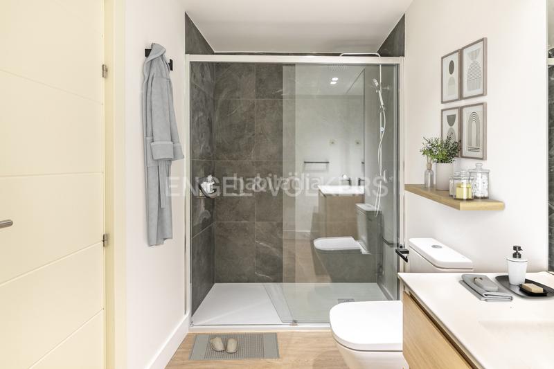 Foto 51deef3a-e7b6-453d-bfa6-b177732610d6. Location appartement avec chauffage parking dans Almenara-Ventilla Madrid