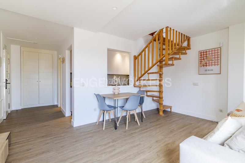 Foto 70fa9658-e470-45ad-8cf6-6d03109b7d79. Rent apartment with heating parking in Almenara-Ventilla Madrid