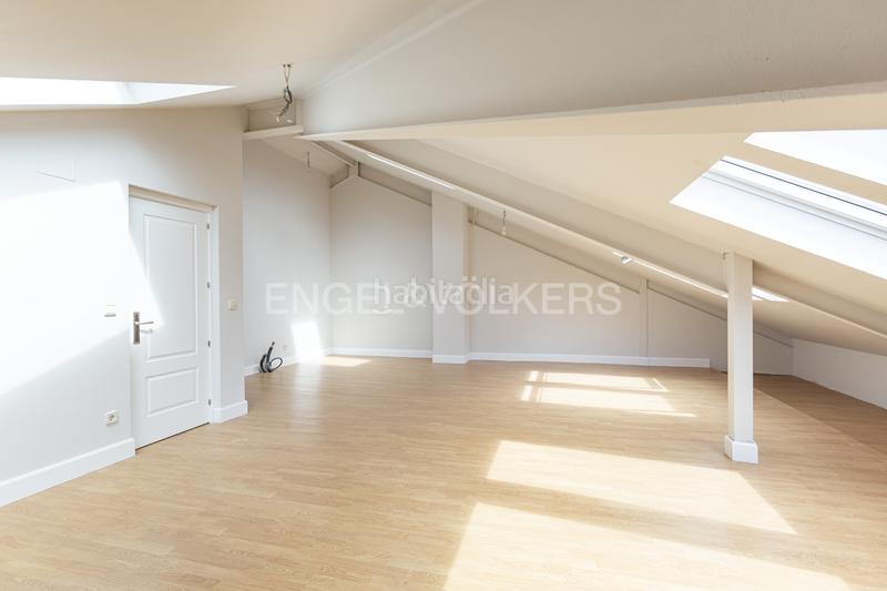 Foto 3a412b07-4a80-4933-8a32-ca1a82b304e7. Casa amb calefacció piscina a Navalquejigo-Los Arroyos Escorial (El)