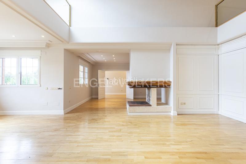 Foto 46067ef3-d86b-4b93-aea1-8178cb482bf2. Casa amb calefacció piscina a Navalquejigo-Los Arroyos Escorial (El)