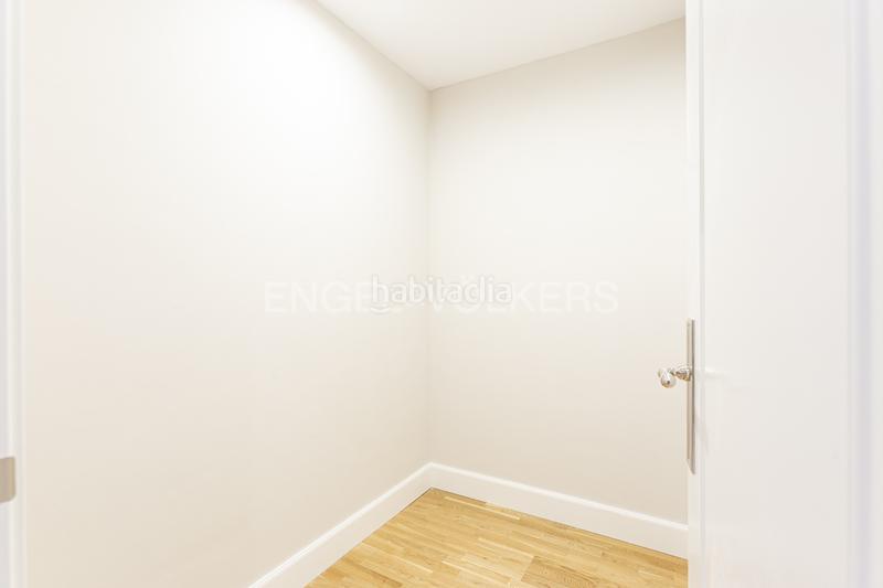 Foto 47596381-3a0a-4b22-82c6-cc98ac296346. Casa amb calefacció piscina a Navalquejigo-Los Arroyos Escorial (El)