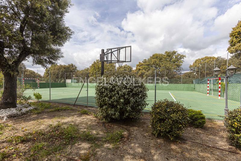 Foto 53e366d1-ffff-4474-965c-a25486e62fe6. Casa amb calefacció piscina a Navalquejigo-Los Arroyos Escorial (El)