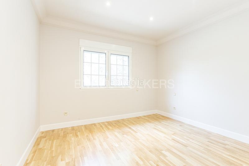 Foto 6ab90dcd-9a12-403a-8be6-341124fac47e. Casa amb calefacció piscina a Navalquejigo-Los Arroyos Escorial (El)