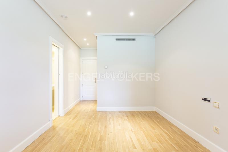 Foto 831957e1-7719-4873-be18-a0e18f44b7df. Casa amb calefacció piscina a Navalquejigo-Los Arroyos Escorial (El)