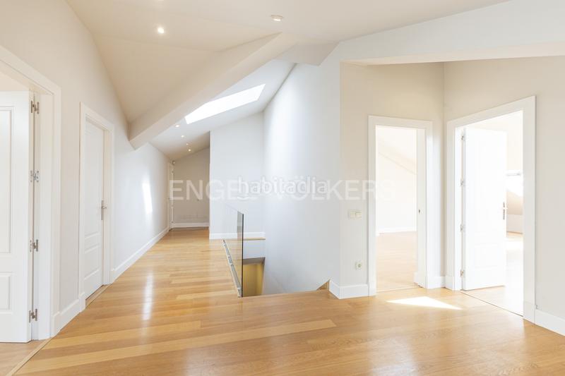 Foto b3bb4bcc-73ce-4a23-bda9-73f936811384. Casa amb calefacció piscina a Navalquejigo-Los Arroyos Escorial (El)