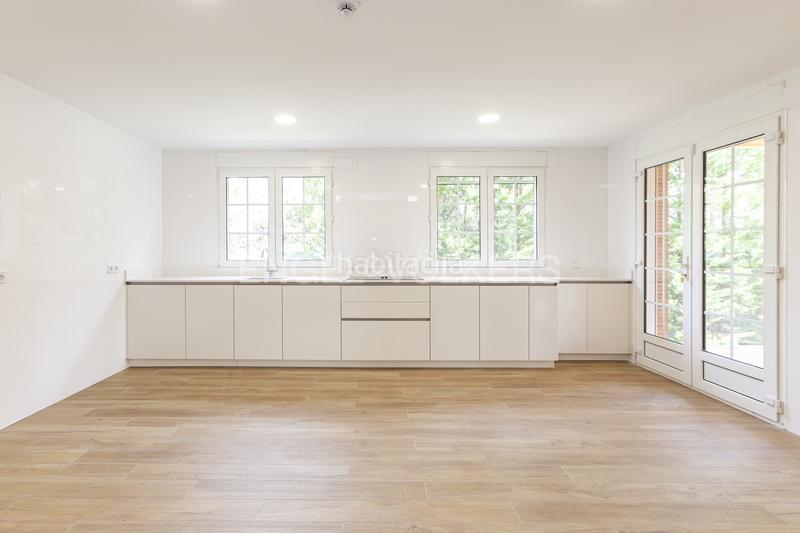 Foto d8647620-05d1-4513-9847-f9c92a5976cc. Casa amb calefacció piscina a Navalquejigo-Los Arroyos Escorial (El)