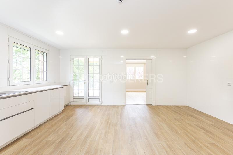 Foto ef010c13-fd09-4a36-abfe-0c7c2bde360e. Casa amb calefacció piscina a Navalquejigo-Los Arroyos Escorial (El)