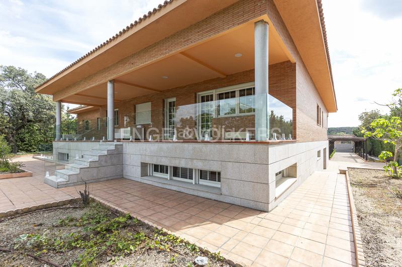 Foto f6fddab9-395e-4511-9714-cf5526c900d5. Casa amb calefacció piscina a Navalquejigo-Los Arroyos Escorial (El)