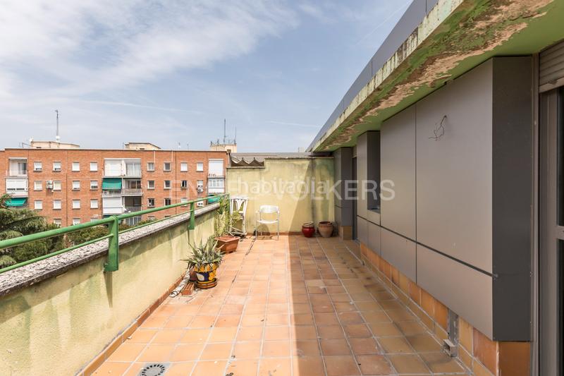 Foto fc80c110-3b03-47b5-9463-1f461e0322eb. Ático espectacular y espacioso ático con terraza en Madrid