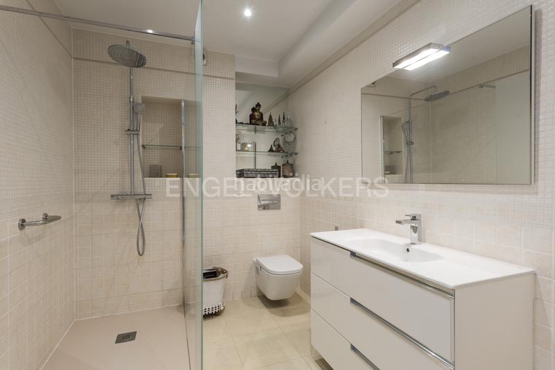 Foto 4a19c3d4-9cbd-41f1-bd53-903764b73cbf. Apartamento ático ideal en Almagro en Almagro Madrid