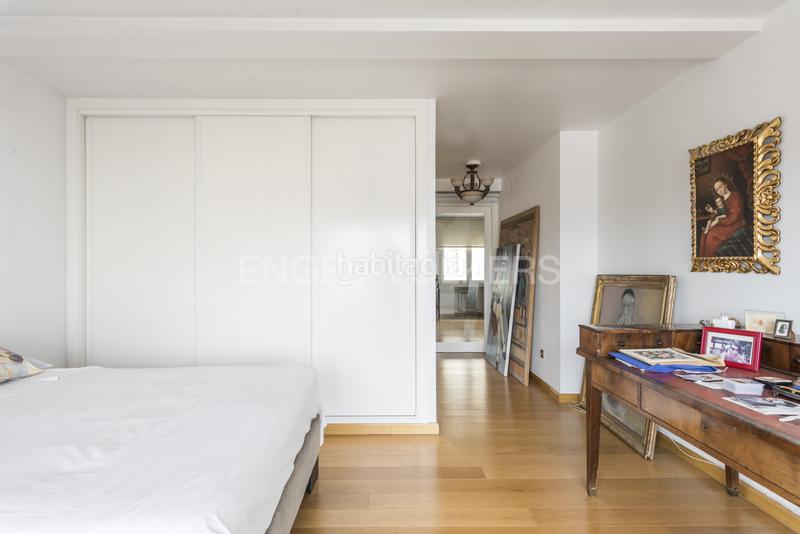 Foto b415072e-af24-4d1f-bd8d-1a85ac3c40ea. Apartamento ático ideal en Almagro en Almagro Madrid