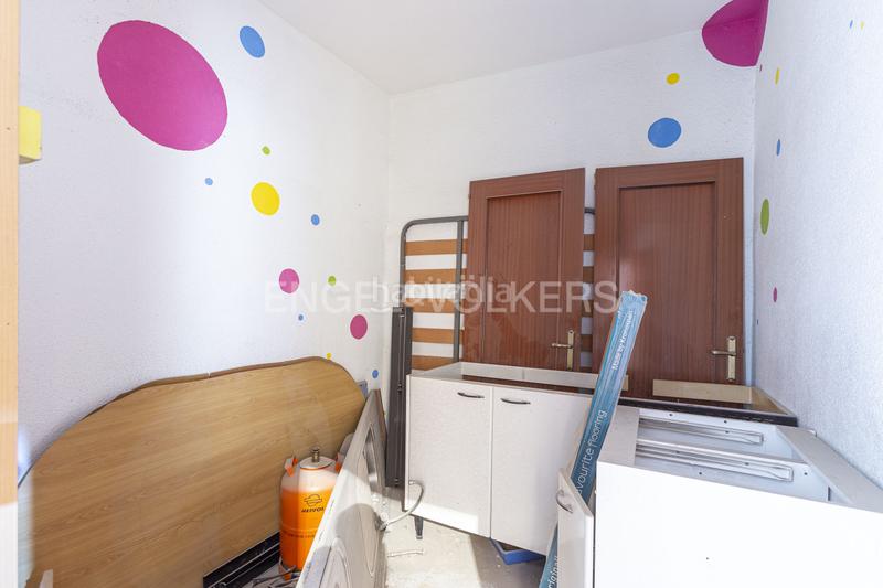 Foto 77f2ed04-8fb2-4458-9ff8-dcbde38d1eb8. Appartement avec chauffage dans Cortes-Huertas Madrid