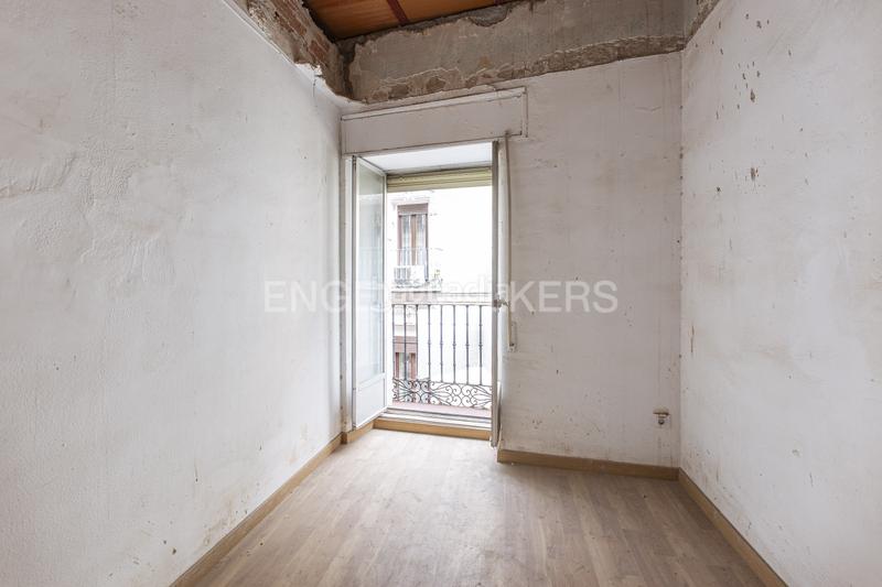 Foto a21586e4-3eed-4ea3-aad8-fb388167a665. Appartement avec chauffage dans Cortes-Huertas Madrid