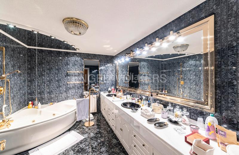 Foto 00aa2b23-5294-4efa-a837-a0145ca9cc27. Masia amb calefacció aparcament piscina a Abantos-Carmelitas San Lorenzo de El Escorial