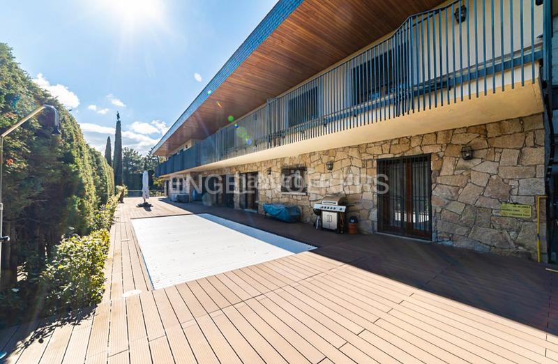 Foto 0a6cede1-dc95-4d42-a85f-b7dc0b1c60f7. Masia amb calefacció aparcament piscina a Abantos-Carmelitas San Lorenzo de El Escorial