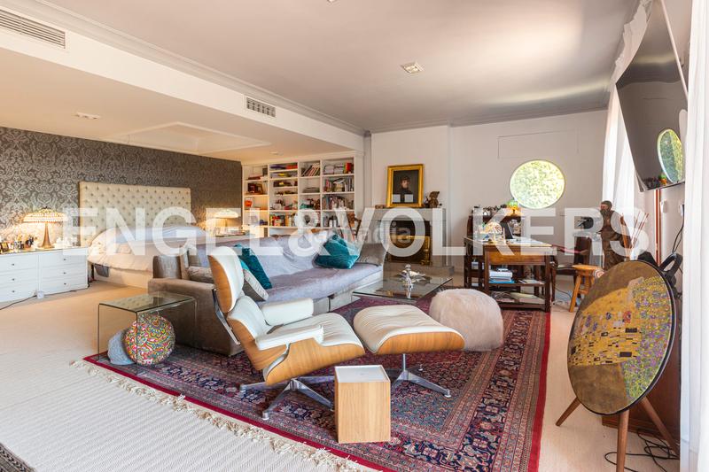 Foto 162f0e59-7fae-43af-8398-965b2f28056c. Masia amb calefacció aparcament piscina a Abantos-Carmelitas San Lorenzo de El Escorial