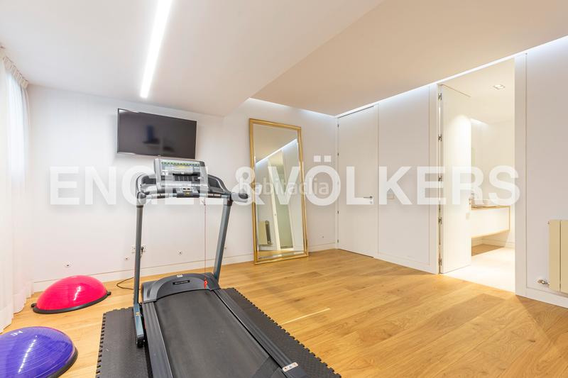 Foto 213d5db9-de77-4333-9eea-e4396fa051c3. Masia amb calefacció aparcament piscina a Abantos-Carmelitas San Lorenzo de El Escorial