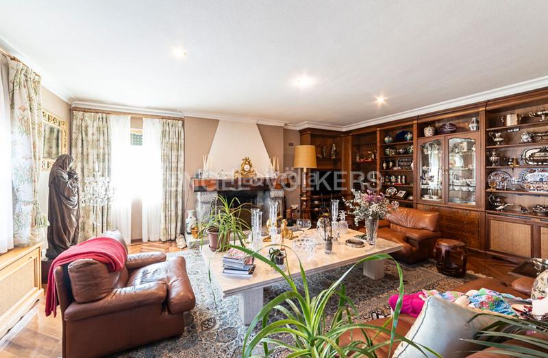 Foto 4c5dc4cf-91ba-4d3a-ad64-3463ddc1ccb0. Masia amb calefacció aparcament piscina a Abantos-Carmelitas San Lorenzo de El Escorial