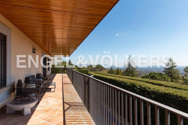 Foto b9a228fe-eb7f-4eaa-8fab-58fbd39ccda8. Masia amb calefacció aparcament piscina a Abantos-Carmelitas San Lorenzo de El Escorial