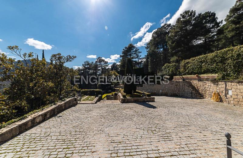 Foto e609a688-9bbd-4821-891f-1d1b6b179cf0. Masia amb calefacció aparcament piscina a Abantos-Carmelitas San Lorenzo de El Escorial