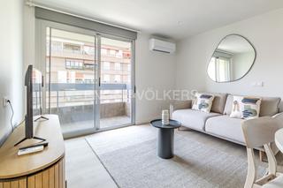 Location Appartement  Calle de londres. Espectacular apartamento de un dormitorio con terraza en calle l