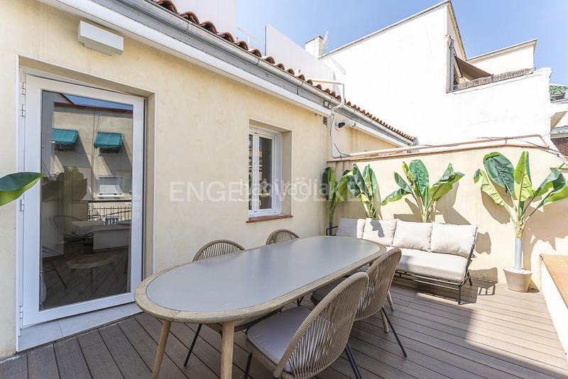 Foto 45cf4861-a9d8-4029-aa53-c93ab2eca67e. Alquiler apartamento ático de un dormitorio en calle ponzano en alquiler en Madrid