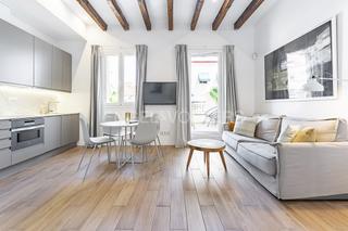 Lloguer Apartament  Ponzano. Ático de un dormitorio en calle ponzano en alquiler