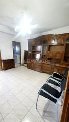Lloguer Apartament a Zofío. Amplio piso de dos habitaciones en usera
