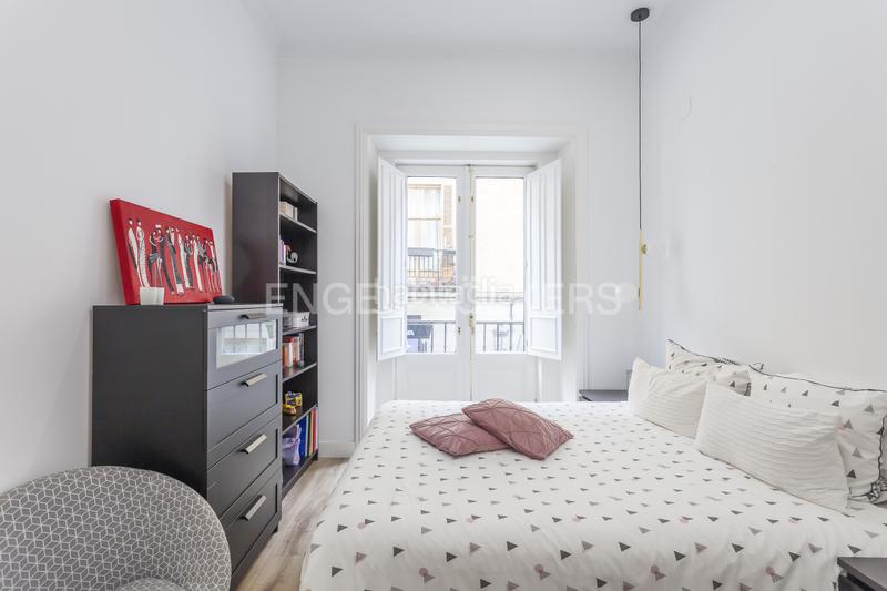 Foto 1d3e0ac7-014a-45fc-b35f-249e4678b2d2. Apartament amb calefacció a Cortes-Huertas Madrid