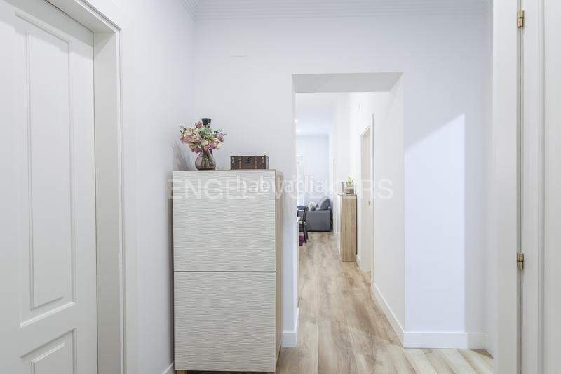 Foto b85cf354-a747-4192-99f1-614f8f2845a8. Apartament amb calefacció a Cortes-Huertas Madrid