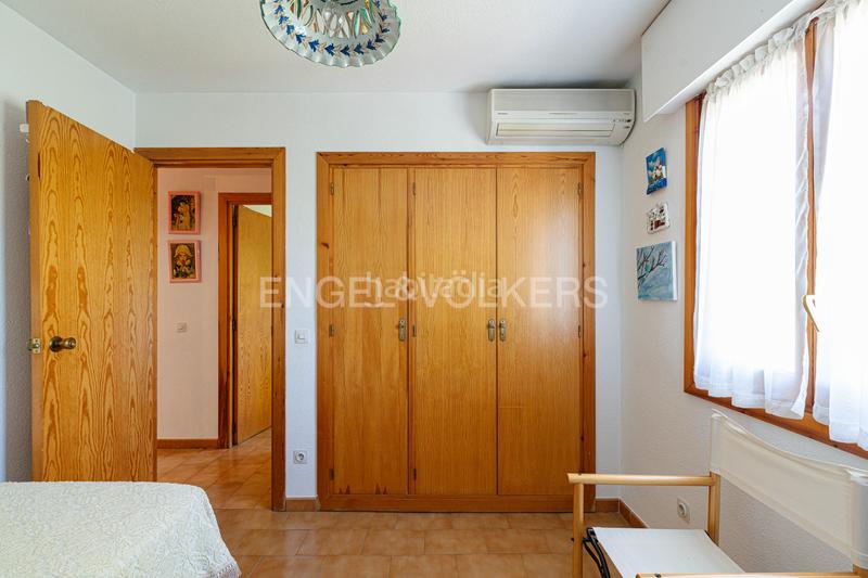 Foto f9a91128-1808-449c-b59a-63a241ab3c6d. Casa con riscaldamento parcheggio in Centro-Manguilla Escorial (El)