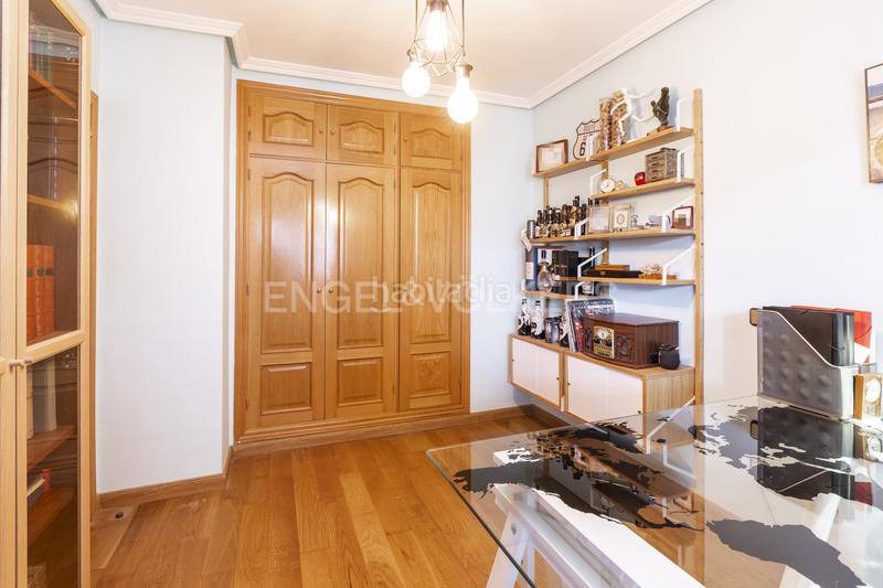 Foto a755f4ba-6c9f-457a-80eb-09095514de51. Casa adosada excelente casa pareada en Griñón