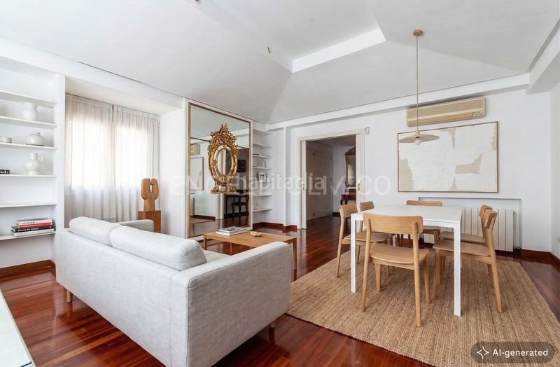 Foto 67763839-8ab7-42b2-b55e-22d9f5de95ea. Casa amb calefacció aparcament piscina a Concepción Madrid