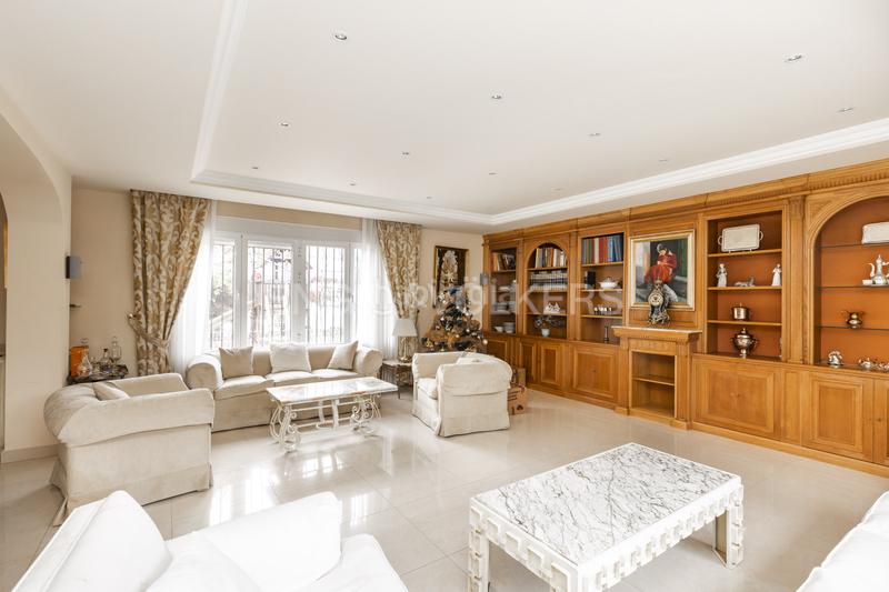 Foto 48e6a130-7d31-4581-b387-84cb35cec755. Casale con riscaldamento parcheggio piscina in Griñón