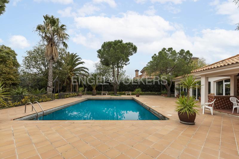 Foto ab7695ff-24f6-427a-a762-a9c4e9de7524. Casale con riscaldamento parcheggio piscina in Griñón